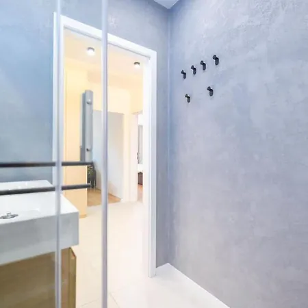 Ice Hockey 2 Bedroom Апартаменты Братислава
